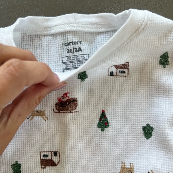Bundle of 3 Carters Pajamas 3T - Picture 7 of 7